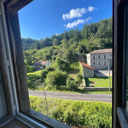홈스테이 Chez La Ptite Famille Saint-Didier-sur-Doulon